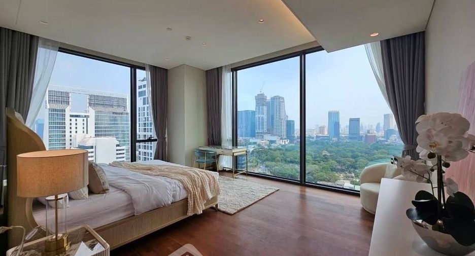For rent and for sale 5 bedrooms condo in Pathum Wan, Bangkok
