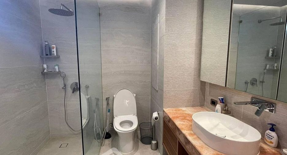Condo en venta de 4 habitaciones en Watthana, Bangkok