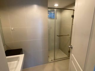 For rent 3 bedrooms condo in Huai Khwang, Bangkok
