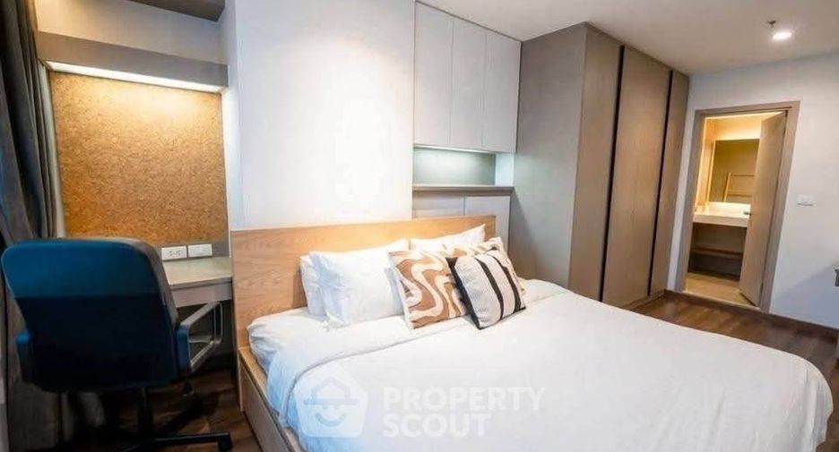For rent 2 bedrooms condo in Phra Khanong, Bangkok