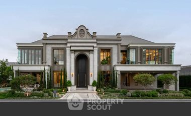 For sale 5 bedrooms house in Thawi Watthana, Bangkok