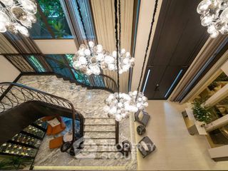 For sale 5 bedrooms house in Thawi Watthana, Bangkok