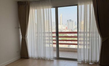 For sale 1 bed condo in Khlong San, Bangkok