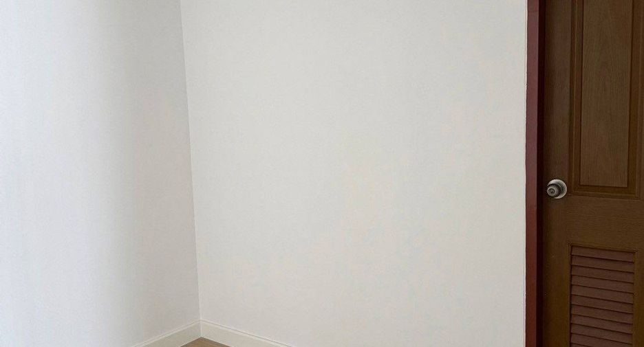 For sale 1 bed condo in Khlong San, Bangkok