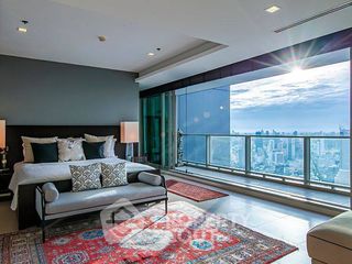 Condo en venta de 4 habitaciones en Sathon, Bangkok