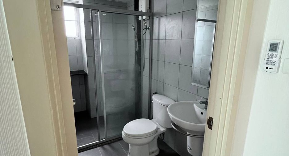 Продажа 2 спальни кондо в Банг Суе, Бангкок
