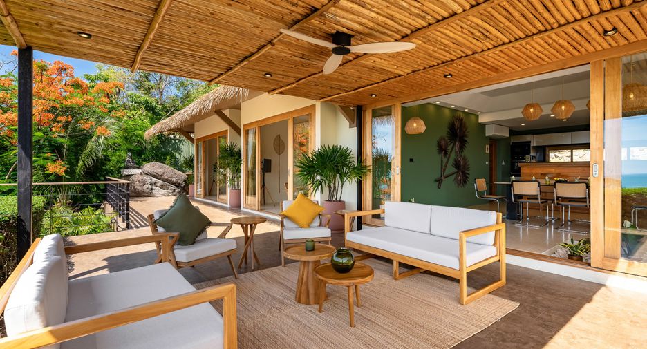 For sale 4 bedrooms villa in Ko Samui, Surat Thani