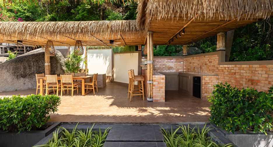 For sale 4 bedrooms villa in Ko Samui, Surat Thani