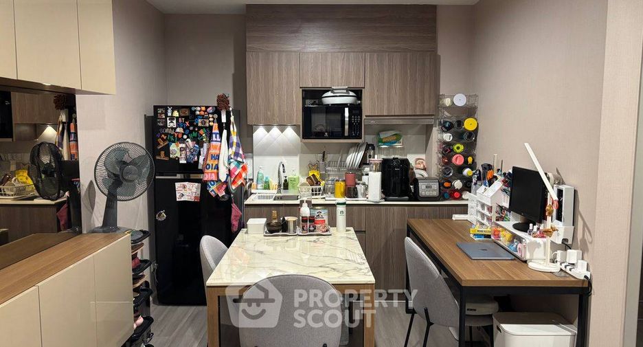 For sale 2 bedrooms condo in Bang Phlat, Bangkok