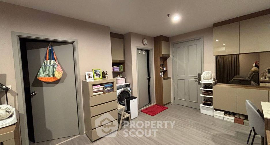 For sale 2 bedrooms condo in Bang Phlat, Bangkok