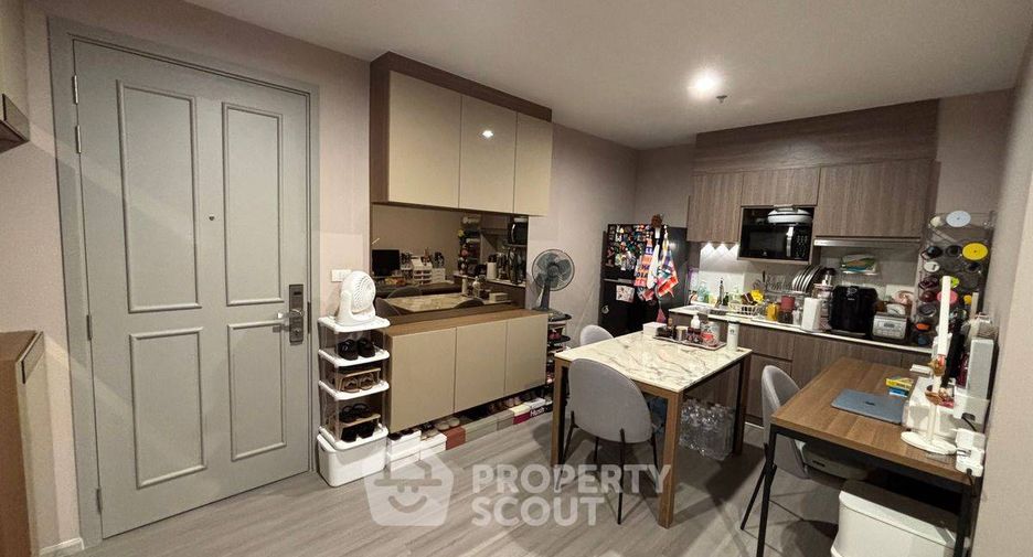 For sale 2 bedrooms condo in Bang Phlat, Bangkok
