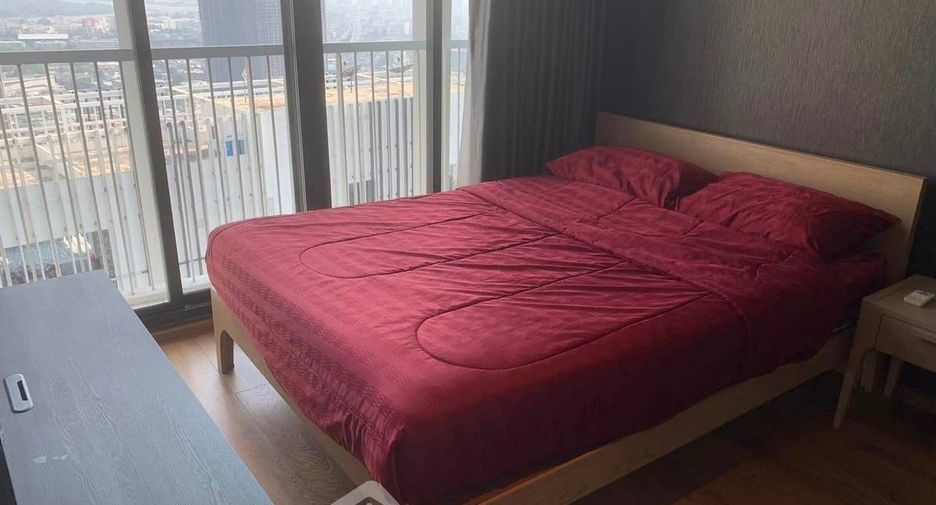 For sale 2 ベッドルーム condo in Khlong Toei, Bangkok