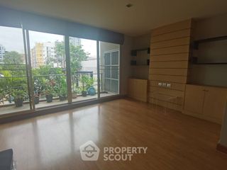 For rent and for sale 2 bedrooms condo in Phra Khanong, Bangkok