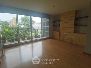 For rent and for sale 2 bedrooms condo in Phra Khanong, Bangkok