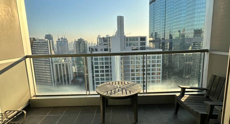 For sale 3 bedrooms condo in Sathon, Bangkok