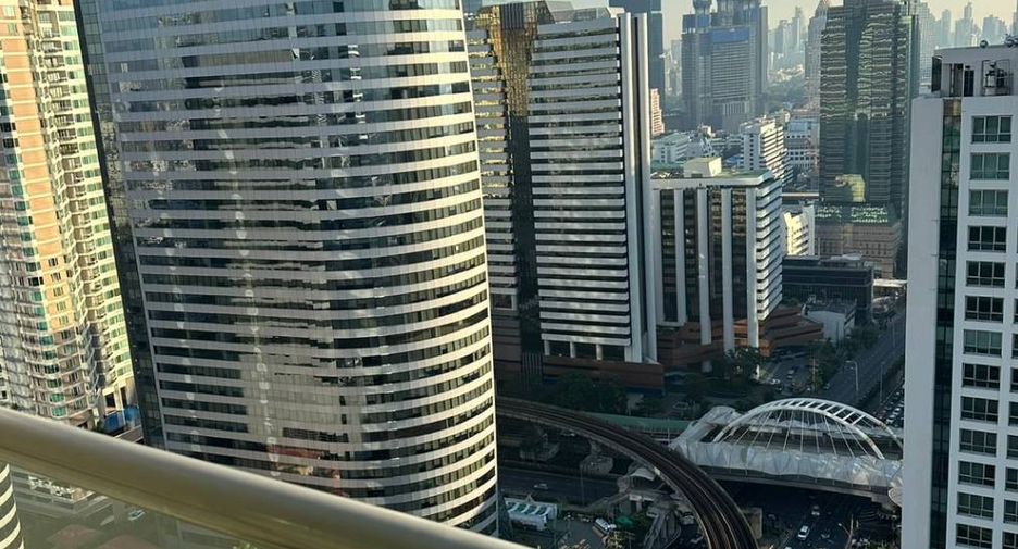 For sale 3 bedrooms condo in Sathon, Bangkok