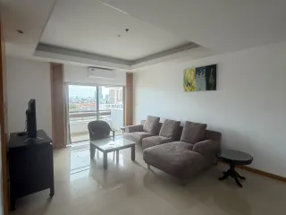 For rent 3 bedrooms apartment in Sathon, Bangkok