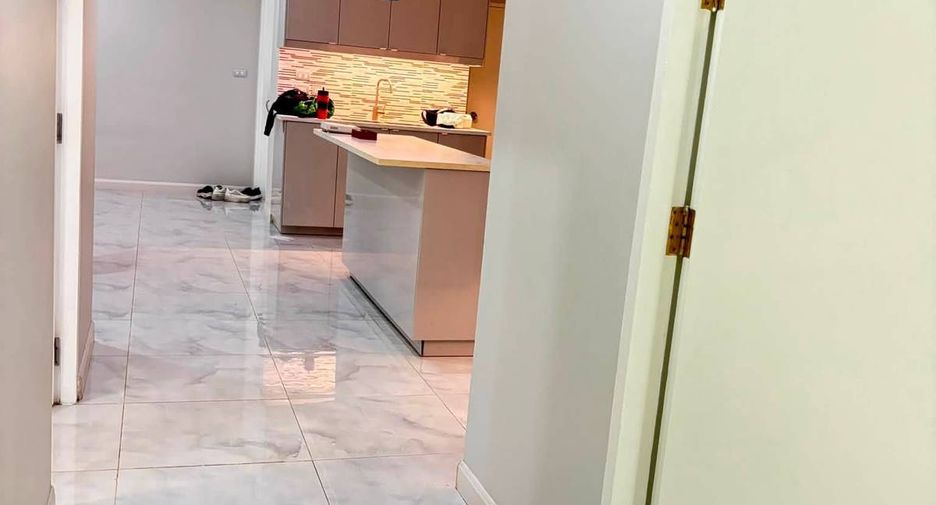 For sale 2 bedrooms condo in Watthana, Bangkok