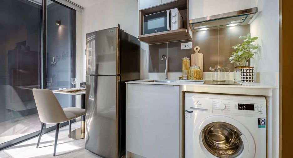 For rent studio condo in Watthana, Bangkok