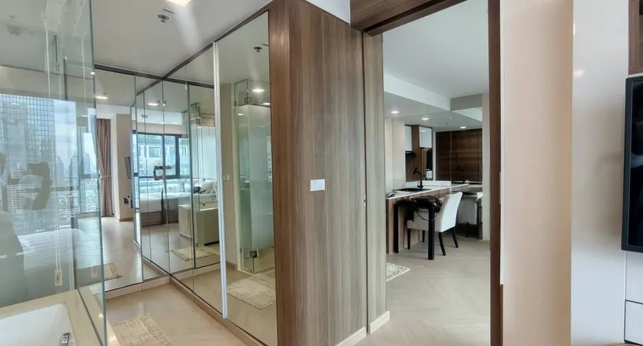 For rent 1 bed condo in Sathon, Bangkok