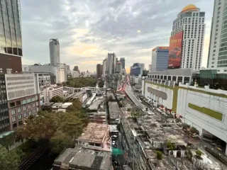For rent 1 bed condo in Pathum Wan, Bangkok