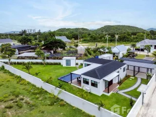 For sale and for rent 3 bedrooms villa in Hua Hin, Prachuap Khiri Khan
