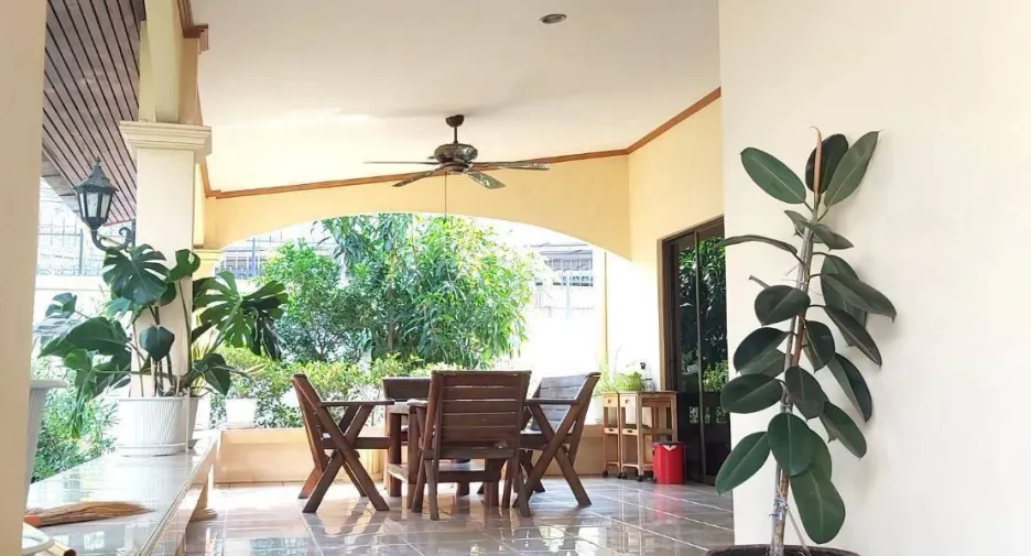 For sale 4 bedrooms villa in Bang Lamung, Chonburi