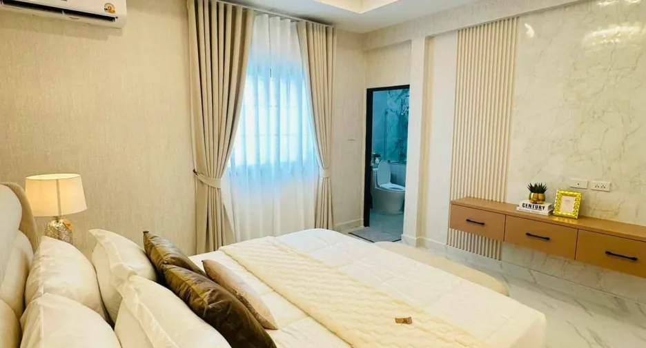 Продажа 3 спальни вилла в Банг Ламунг, Чонбури