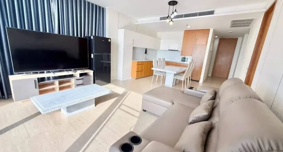 For rent 3 bedrooms condo in Bang Lamung, Chonburi