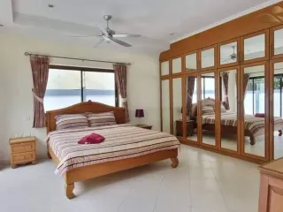 出租 5 卧室 别墅 在 Bang Lamung, Chon Buri