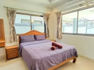 出租 5 卧室 别墅 在 Bang Lamung, Chon Buri