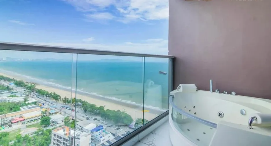 À louer 3 chambres condo à Jomtien, Pattaya
