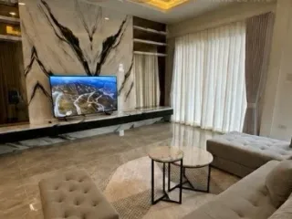 Villa zum Kauf mit 4 Zimmer in Bang Lamung, Chonburi