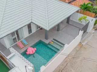 Villa zum Kauf mit 4 Zimmer in Bang Lamung, Chonburi