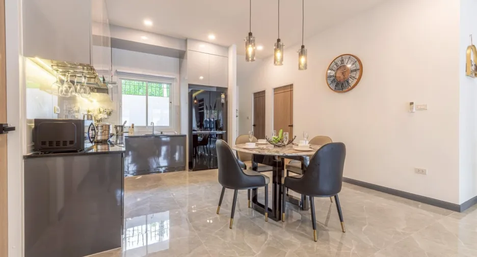 Villa zum Kauf mit 4 Zimmer in Jomtien, Pattaya