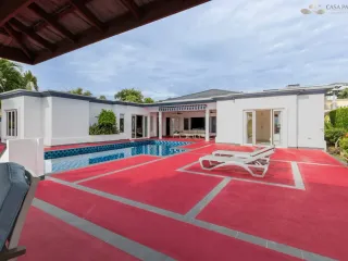 À vendre 4 chambres villa à Bang Lamung, Chonburi