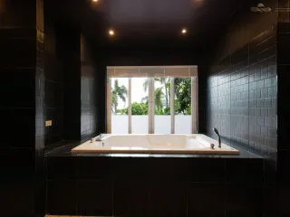 À vendre 4 chambres villa à Bang Lamung, Chonburi
