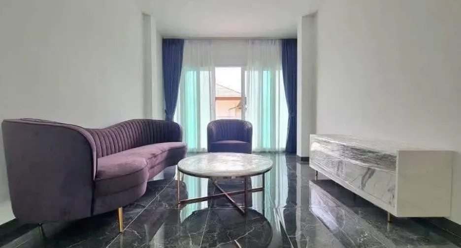 For sale 5 bedrooms villa in Bang Lamung, Chonburi