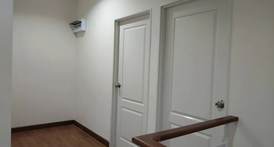 For rent 4 bedrooms townhouse in Huay Yai, Pattaya