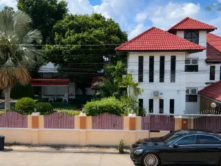 Аренда 3 спальни вилла в Банг Ламунг, Чонбури