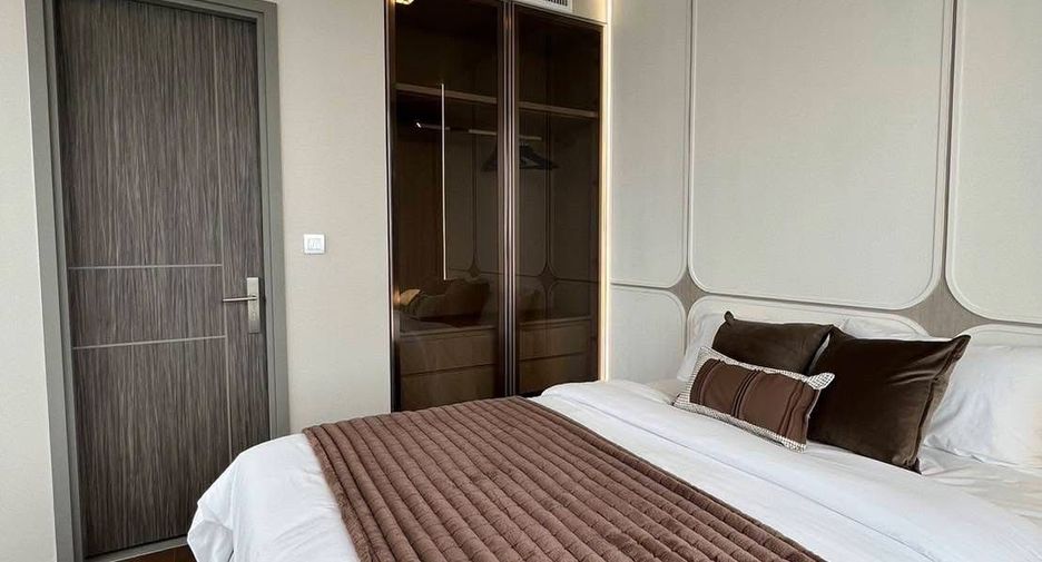 For rent 2 bedrooms condo in Ratchathewi, Bangkok