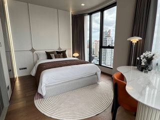 For rent 2 bedrooms condo in Ratchathewi, Bangkok