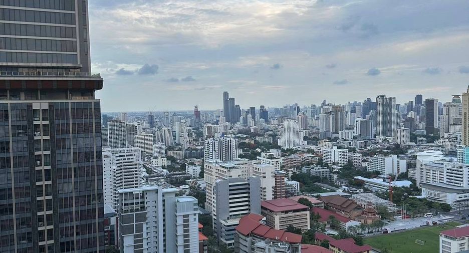 Wohnung zum Kauf mit 2 Zimmer in Watthana, Bangkok