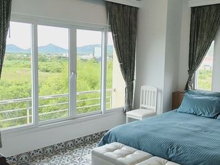 For sale 3 bedrooms condo in Cha Am, Phetchaburi