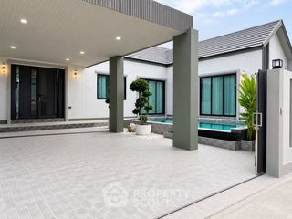 For sale 3 bedrooms villa in Bang Lamung, Chonburi