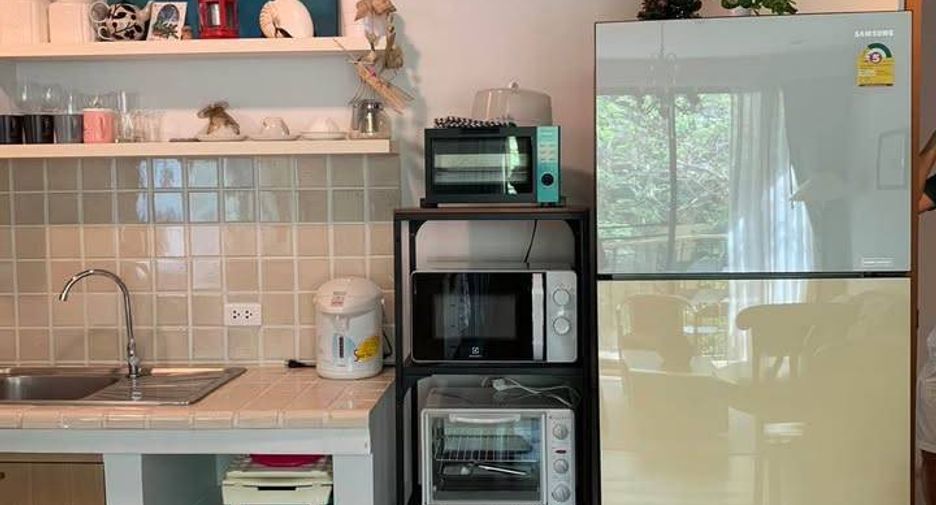 For sale 1 bed apartment in Khlong Toei, Bangkok