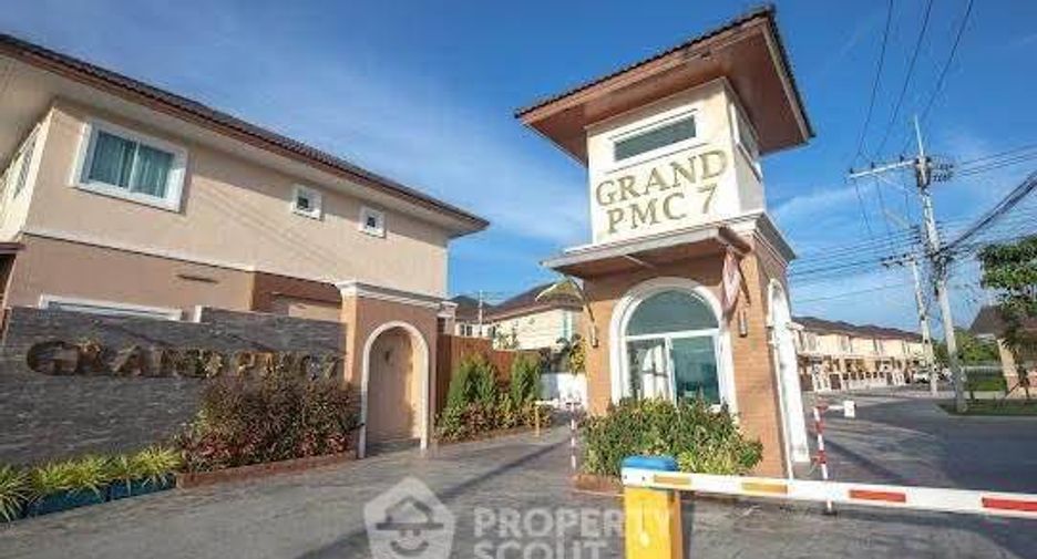 Casa en venta de 4 habitaciones en Bang Lamung, Chonburi