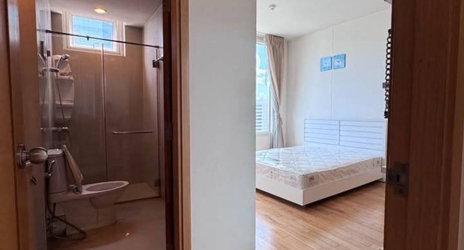For sale 2 bedrooms condo in Sathon, Bangkok