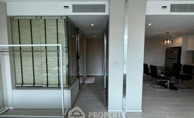 For rent and for sale 1 bed condo in Watthana, Bangkok