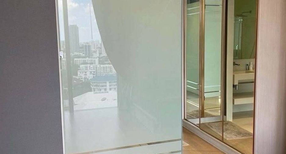 For rent and for sale 2 bedrooms condo in Khlong Toei, Bangkok